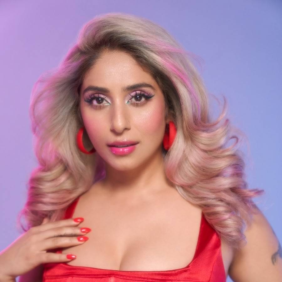 Neha Bhasin